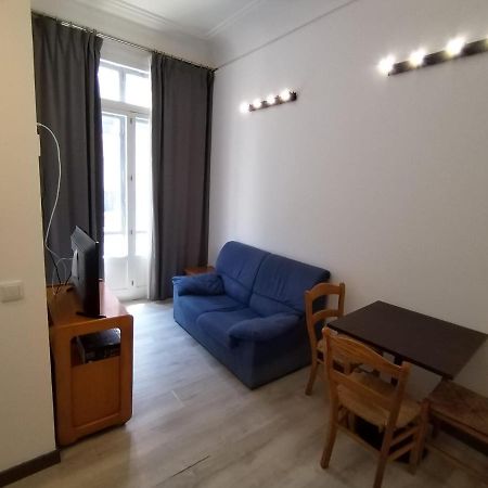 Apartamento Para 4 - Puerta Del Sol マドリード エクステリア 写真